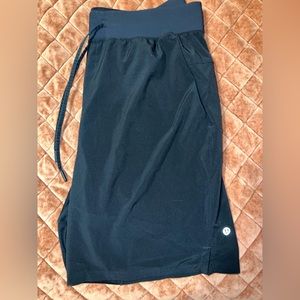 Brand New Lulu Lemon Men’s Linerless 9” Short